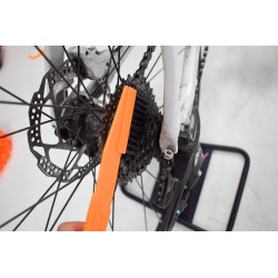 Comment bien nettoyer sa chaîne vélo